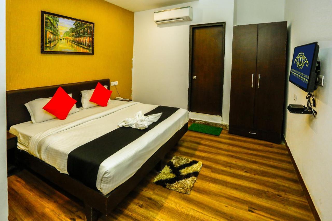 Airport Hotel Tashree New Delhi Buitenkant foto